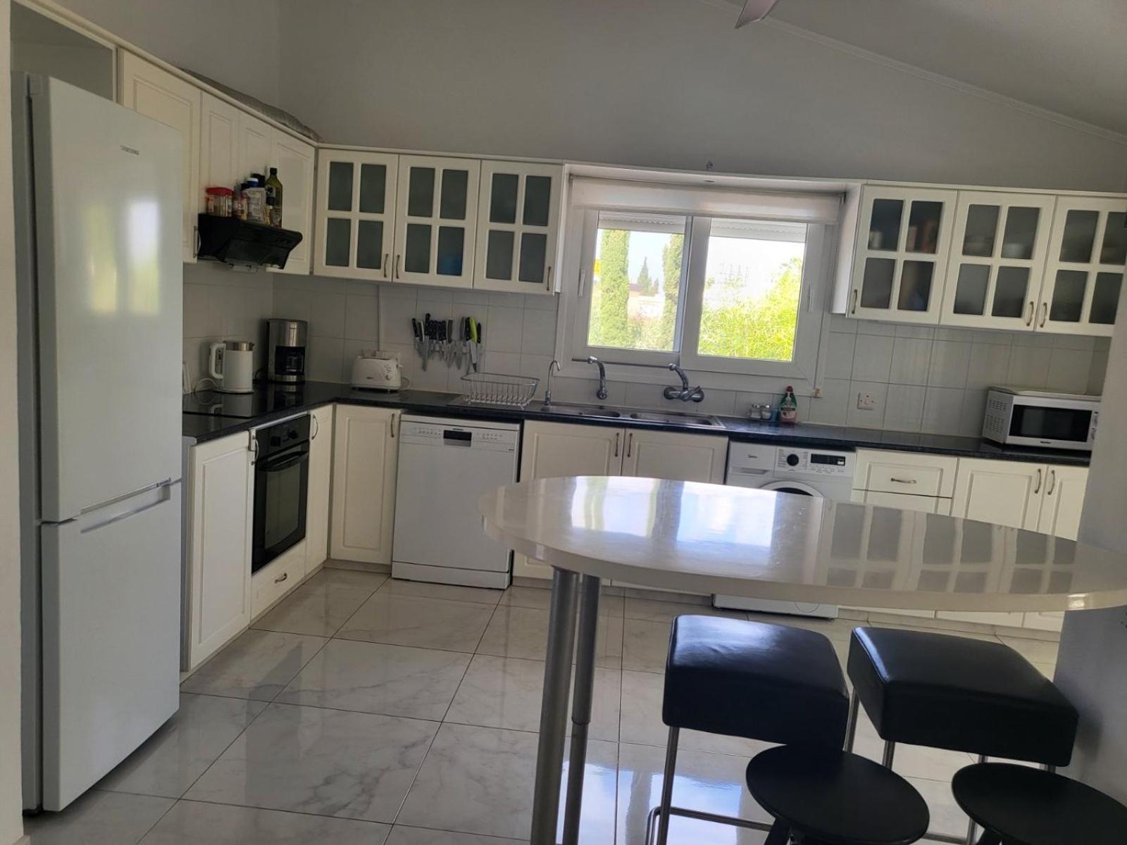 Villa Neyla Four Bedroom Coral Bay Beach Front Ngoại thất bức ảnh