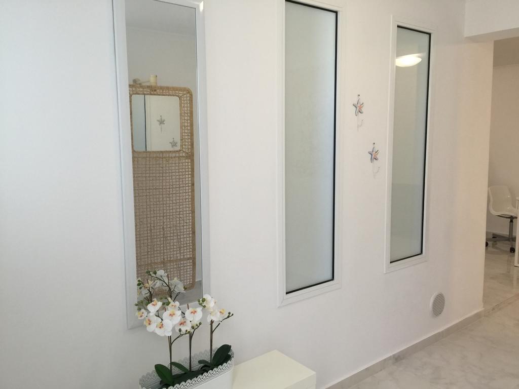 Villa Neyla Four Bedroom Coral Bay Beach Front Ngoại thất bức ảnh